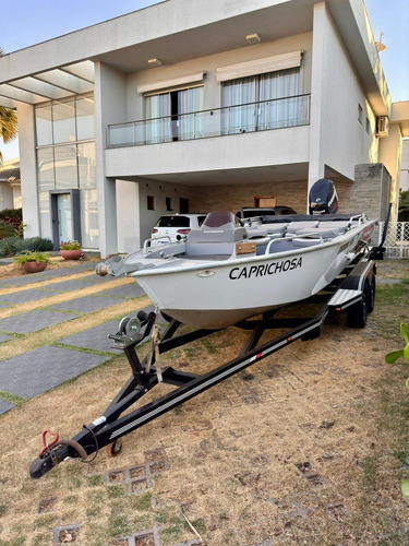 Lancha De Pesca Orion 175 Com Motor Evinrude Etec 115