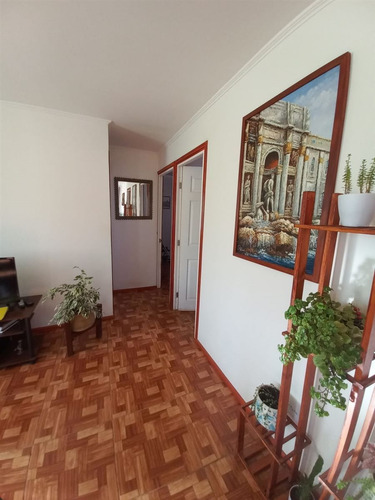 Se Vende Terreno De 5567 Mts2 Con Casa, 3 Dorm. 2 Baños.