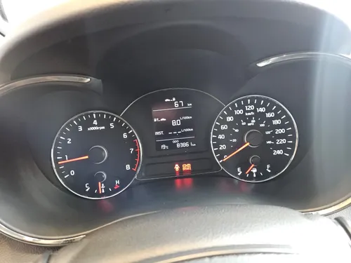 Kia Forte 2.0 L Mt
