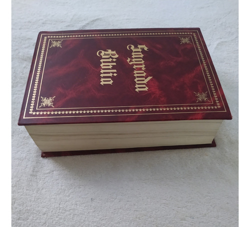 La Sagrada Biblia Edición Familiar Católica (Usado)