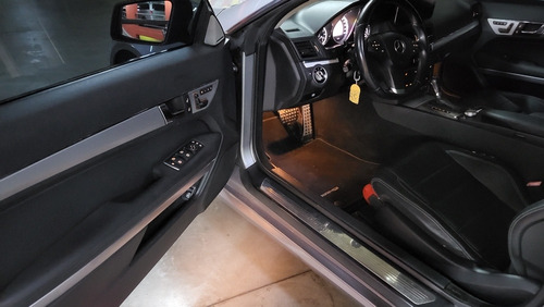Imagen 15 de 19 de Mercedes-benz Clase E 2011 3.5 Coupe E350 Sport