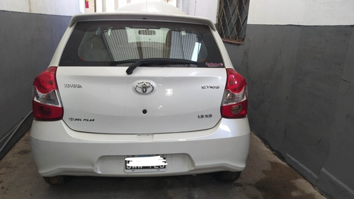 Imagen 2 de 19 de Toyota Etios Gnc