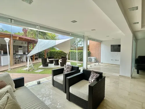 Casa En Venta Oripoto 330 M2