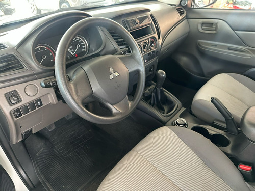 Mitsubishi L200 2.4 Triton Gl Cab. Dupla 4x4 4p