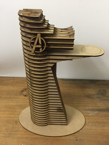 Imagen 9 de 10 de Maqueta Torre Avengers Mdf Fibrofacil Torre Vengadores