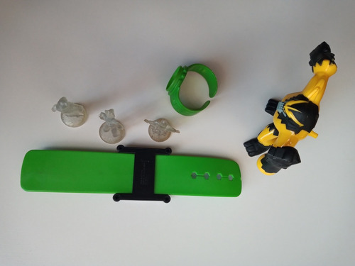 Lote Ben 10 Reloj X 2 Y Muñeco Shocksquatch