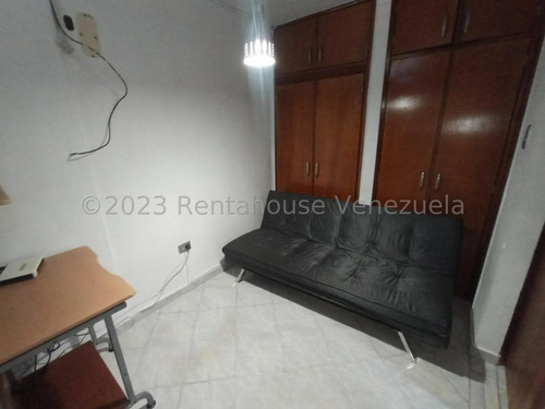 Hermoso Townhouse Amoblado En El Mejor Conjunto Residencial De Parque Valencia, Cocina Equpada Y Con Tope De Granito, Doble Entrada Con Porton Y Cerco Electrico, Camaras De Seguridad