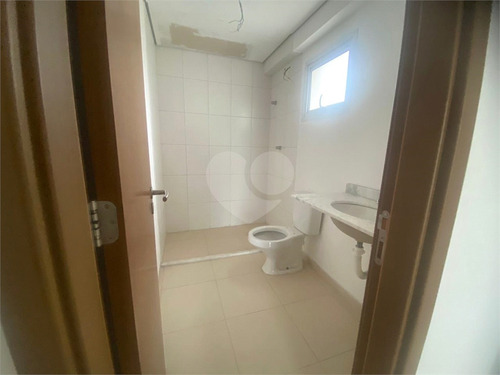 Imagem 12 de 17 de Apartamento Frente A Praia Com 3 Dormitórios - Reo535410
