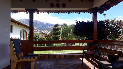 Imagen 8 de 18 de Casa Campestre En Cotacachi Conjunto Privado Muy Seguro!
