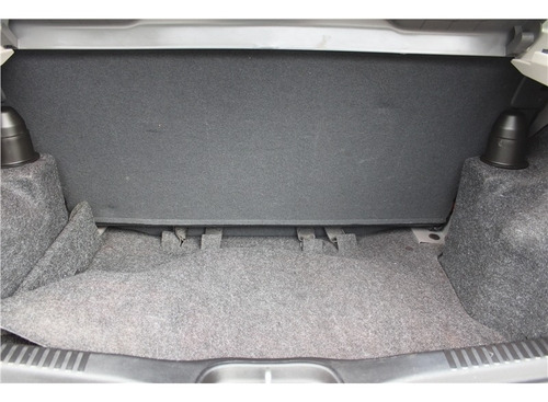 Imagem 12 de 13 de Fiat Palio 1.0 Mpi Attractive 8v Flex 4p Manual