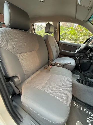 Toyota Hilux 2.7 Imv