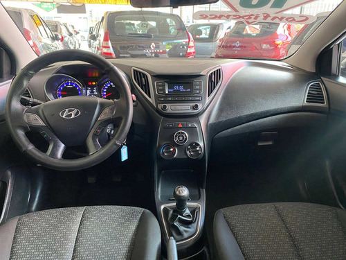 Imagem 11 de 12 de Hyundai Hb20 1.0 Comfort Plus 12v Flex 4p Manual