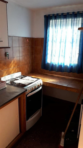 Chalet De 3 Ambientes Con Gas Natural - 73 N° 342-