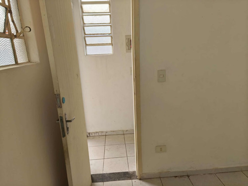 Galpão Comercial Aprox 200m2 Com 2 Banho, Copa, Escritório