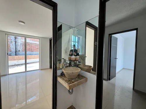 Casa En Venta Con Terraza Y Opción De Ampliación