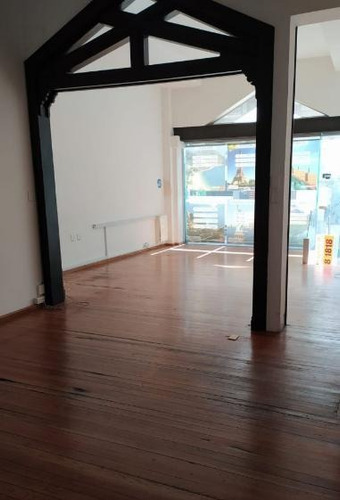 Imagen 5 de 8 de Local U Oficina En 3 Plantas En Pocitos Sobre Avenida