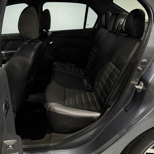 Renault Logan 1.6 16v Intense