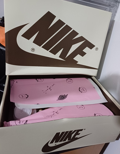 Jordan 1 Low Travis Reverse Mocha G5 Caja Y Cubrepolvo (Usado)