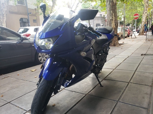Imagen 2 de 6 de Kawasaki Ninja 250 2010