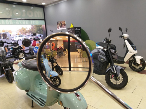 Imagen 8 de 15 de Scooter Eléctric Lucky Lion Italian Litio Moto No Sunra Elpr