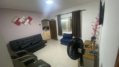 Imagem 24 de 27 de Locação Finais , Casa Com Piscina Ler O Anúncio