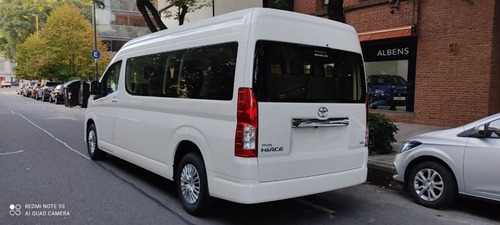 Toyota Hiace 2.8 Hdi 14 Asientos At
