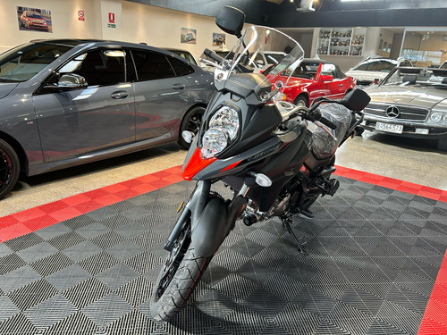 Suzuki V-strom 650 Año 2025 - Hilton Motors Co.