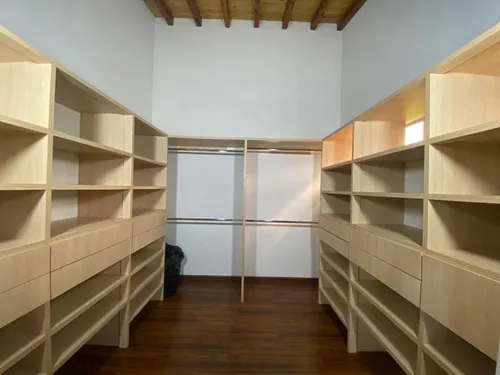 Finca En Venta Ubicada En Rionegro Sector Llanogrande (24851).