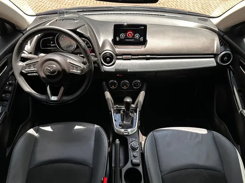 Mazda 2 1.5 Grand Touring Lx Sedan