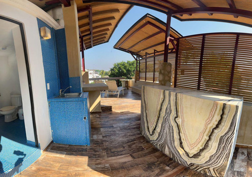 Casa Con Alberca En Privada Con Acceso Y Vista Al Lago De Tequesquitengo