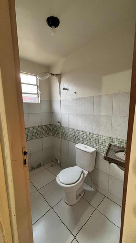 Casa, 3 Quartos, Sendo 1 Suite. Garagem 2 Carros Ou Mais
