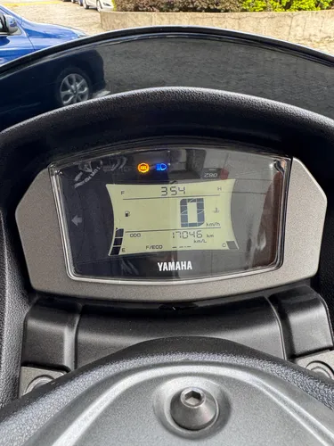 Yamaha Nmax Connect
