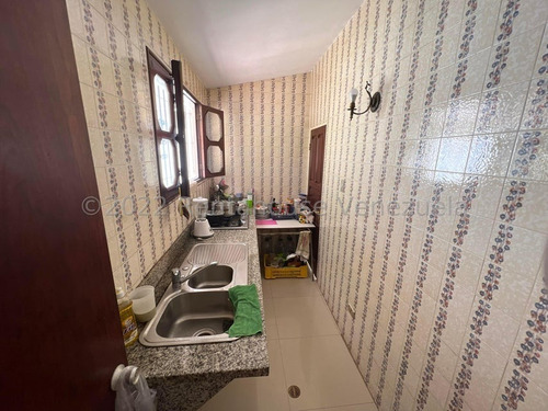 Imagen 12 de 30 de Casa En Venta, Santa Sofia, 500mts, Rah 23-9235