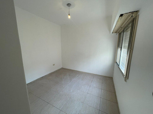 Padua Sur, Ph Al Frente 3 Ambientes Con Patio