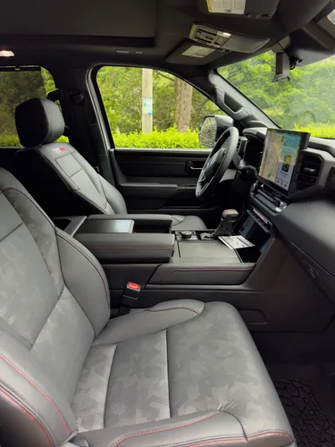 Toyota Sequoia 3.5 V6 Trd Pro