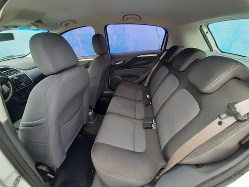 Imagem 7 de 11 de Fiat/punto 1.6 Essence 2012/2013 16v Flex 4p Automatizado