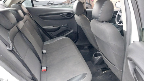 Chevrolet Onix Joy Black