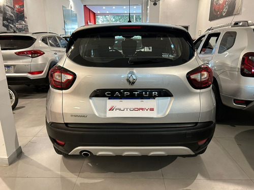 Imagen 13 de 25 de Renault Captur Zen 2.0 Mt 2018