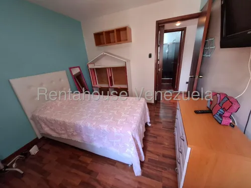 Km Apartamento En Alquiler En Los Palos Grandes, Distrito Metropolitano