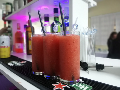 Imagen 10 de 10 de Alquiler De Bar Movil - Servicio De Bartenders - Eventos -