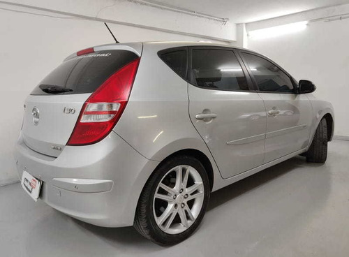 Hyundai I30 2.0 16v 145cv 5p Mec. 2011