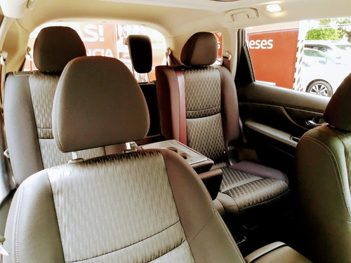Imagen 10 de 14 de Nissan X-trail Advanse 3 Filas