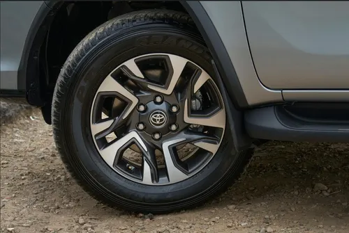 Toyota Fortuner 2.8 Diesel Srv 4X4 At