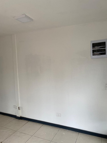 Arriendo Cómodo Local Comercial Av. Libertad , Viña Del Mar