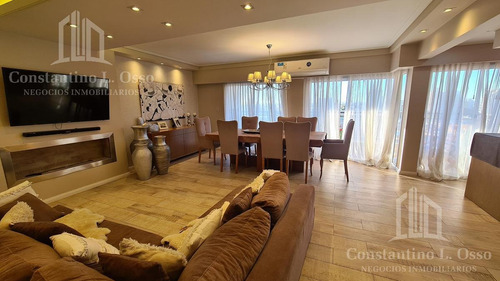 Imagen 6 de 30 de Departamento Triplex Con Piscina Propia Y 2 Cocheras - Unico - Lanús Oeste - Permuta