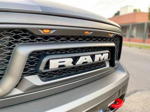 Ram 1500 Laramie 4x4 Automatica Con Accesorios Impecable