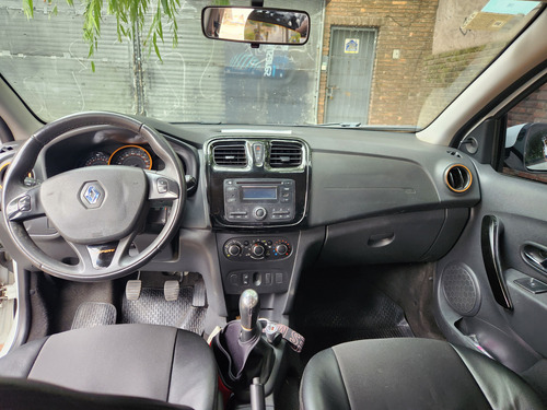Renault Sandero Stepway 1.6 Dynamique 105cv
