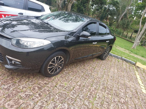 Renault Fluence 2.0 Dynamique Hi-flex 4p