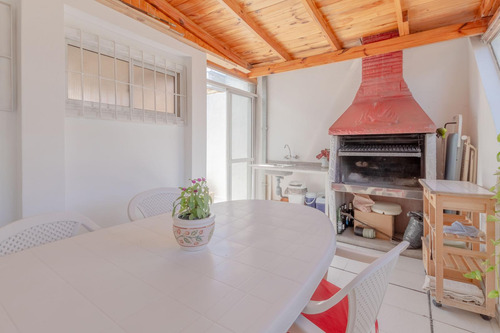 Duplex En Venta Con Terraza Y Parrilla Apto Credito- Parque Patricios
