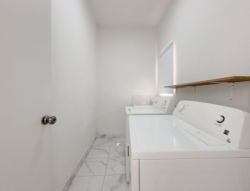 Hermosa Casa En Renta En La Encantada Residencial